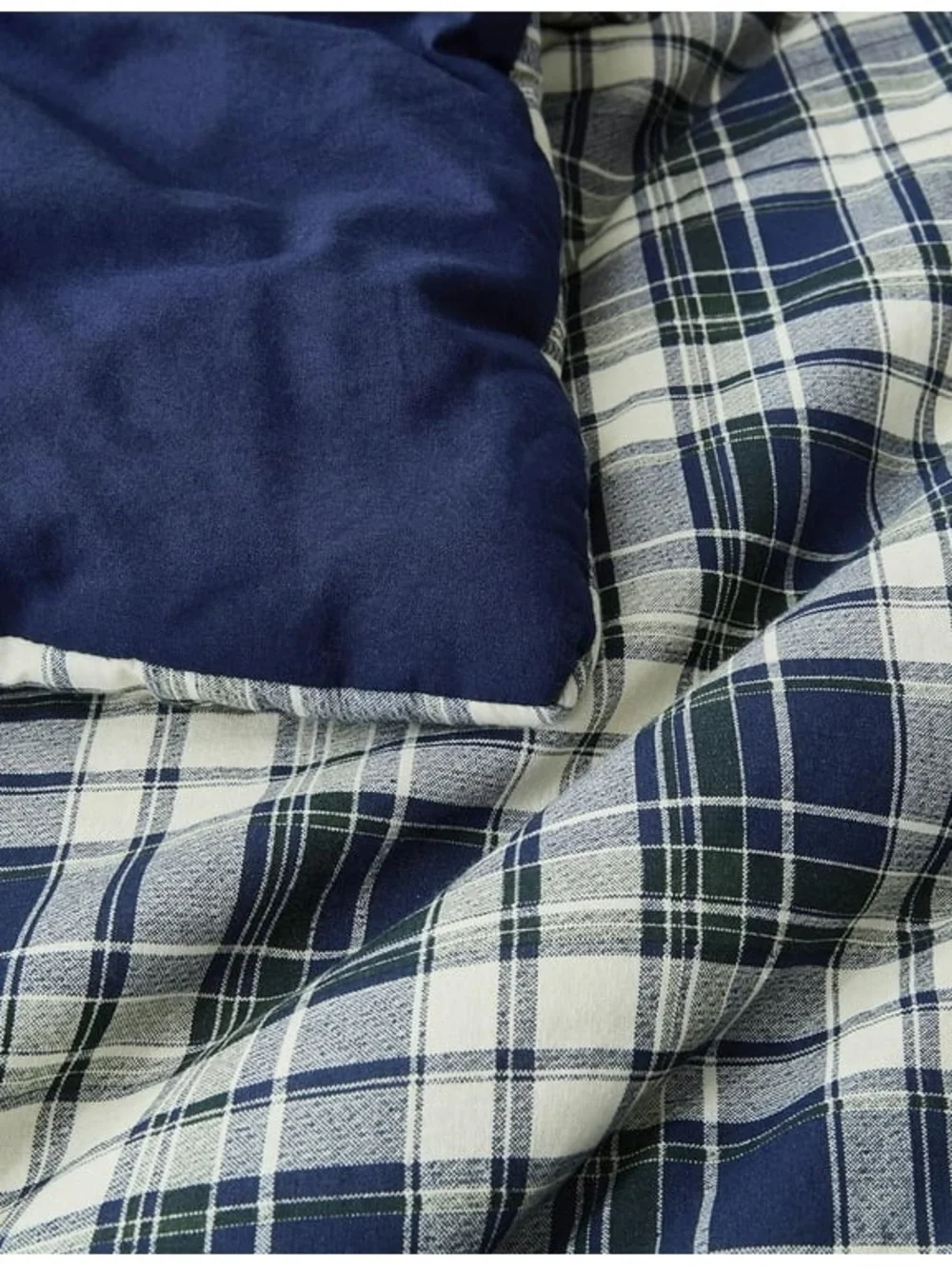 Reversible Navy and White Plaid king 3 piece cotton Comforter Set